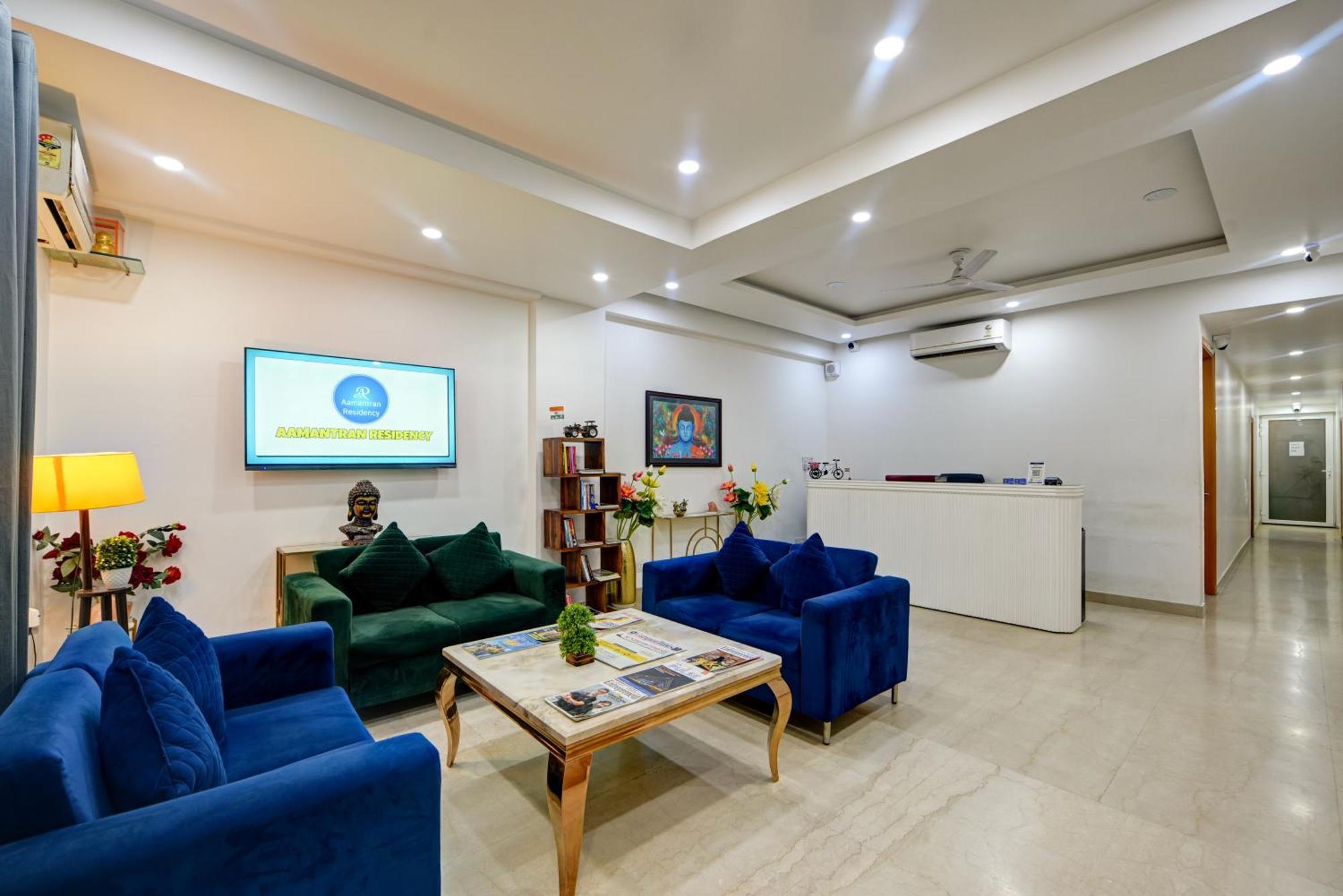Aamantran Residency Hotel, Sohna Road, Sector 49, Gurugram 구르가온 외부 사진